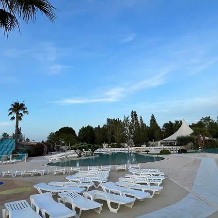Mobil 3ch Secteur La Prairie Pr62 Derriere La Piscine A La Carabasse * Vias